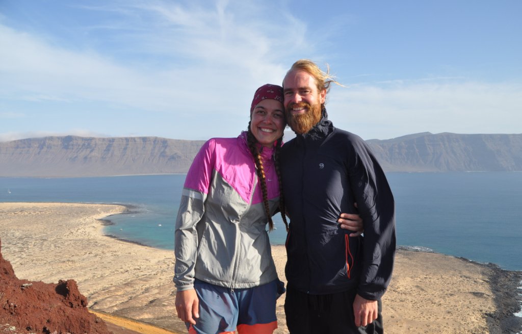 Glücklicher Captain und Capitana.