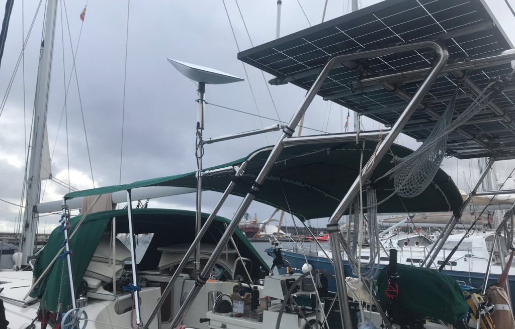 Nicht ganz perfekter Starlink Mount.