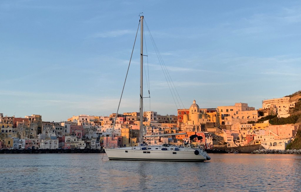 Ankerplatz in der Bucht vor Procida