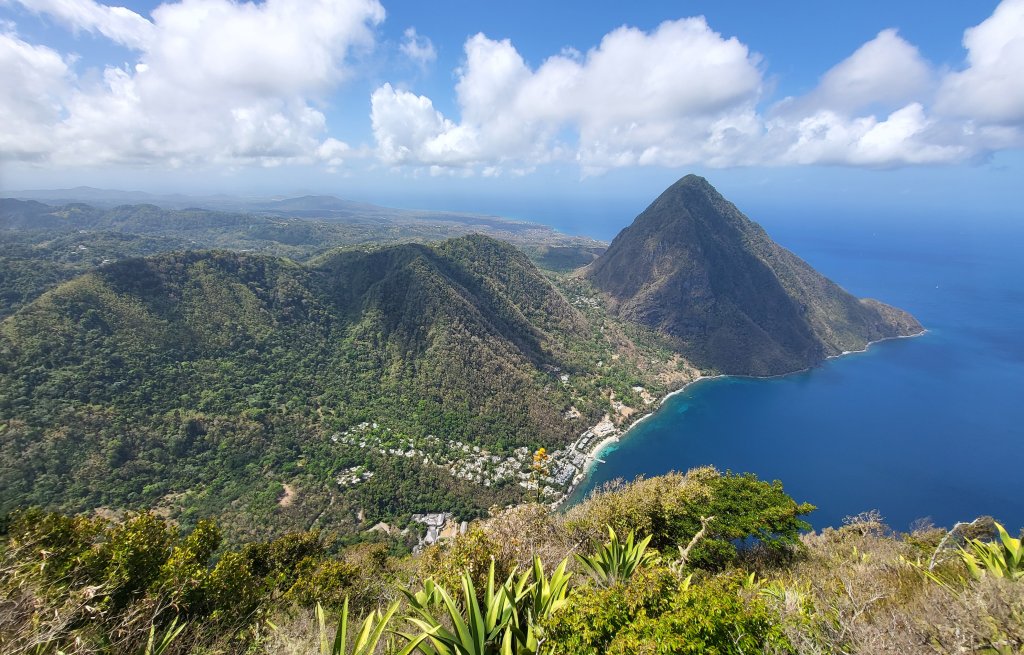 Ausblick von oben auf den Gros Piton.