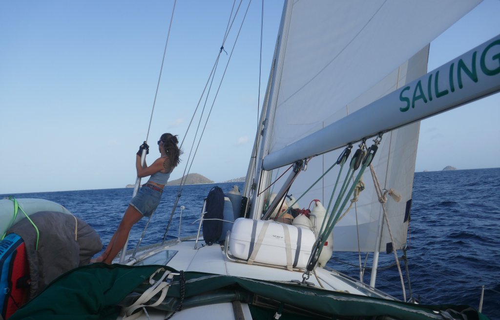 Anfahrt auf Petit Martinique.