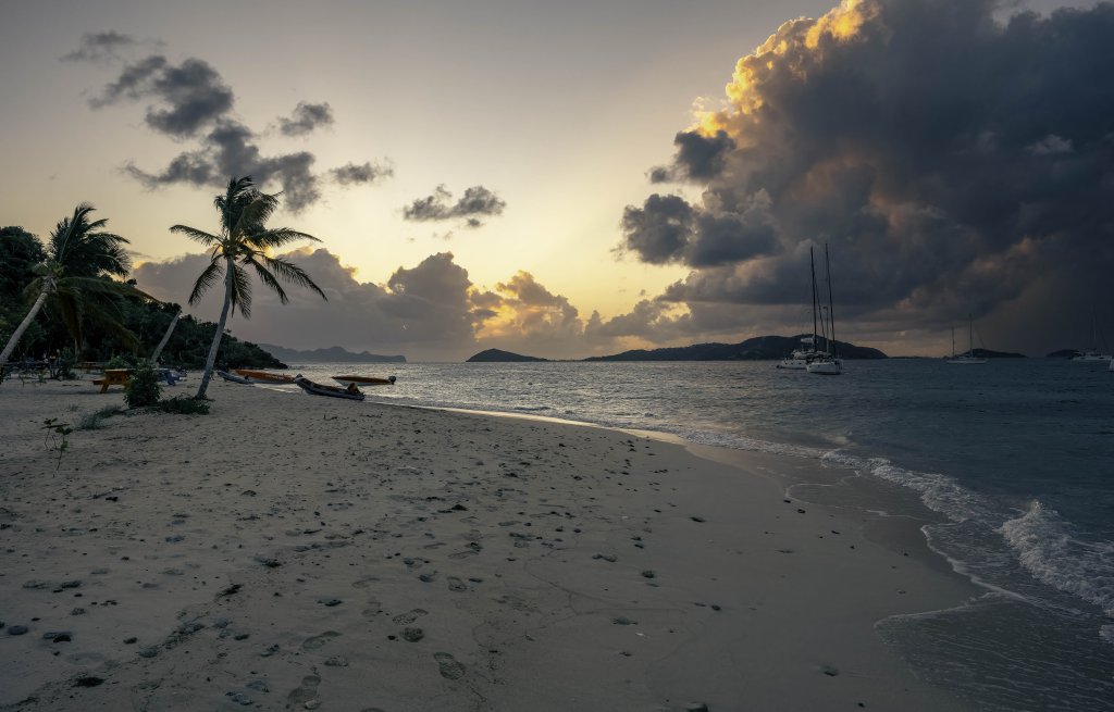 Tobago Cays in Abendstimmung.