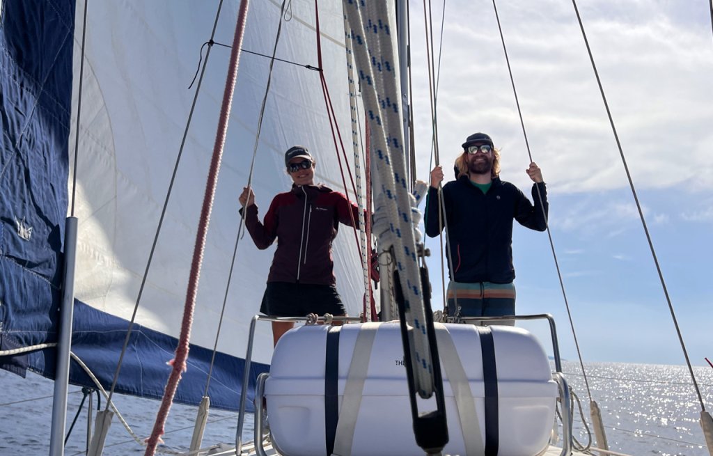 Captain & Capitana auf dem Weg in die Kykladen.
