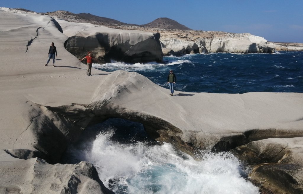 Erkundungstour auf Milos.