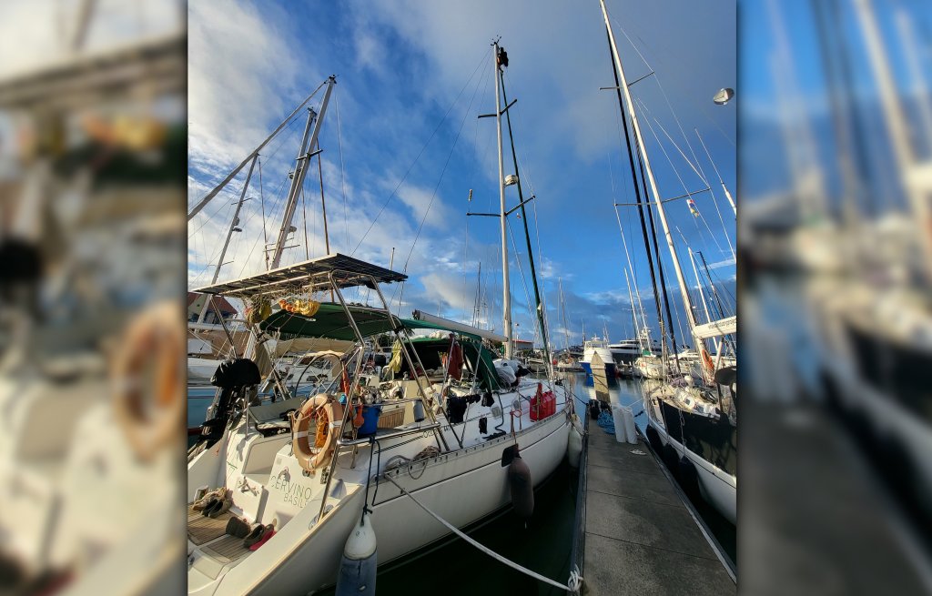 Prüfen des Riggs in der Shelter Bay Marina.