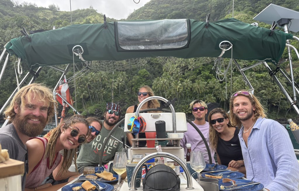 Der Monsterbrunch: Thierry, Mogli, Chris, Bende & Kriszti von L'Egaloupie, David, Andrea und Dan