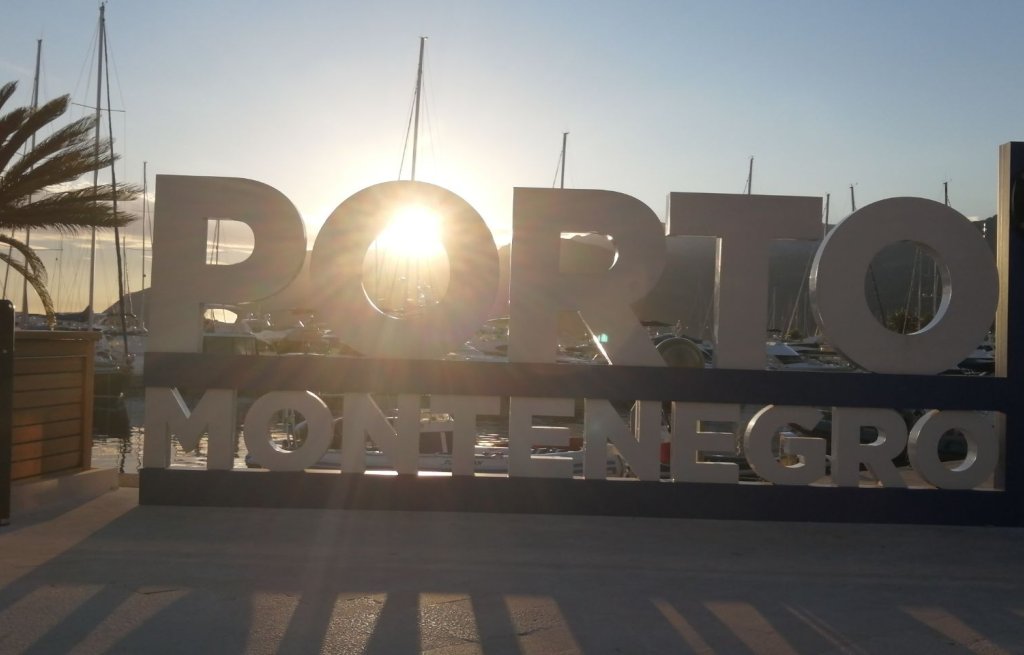 Willkommen in Porto Montenegro.