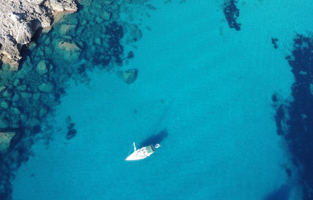 Turquoise water.