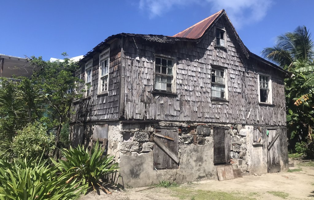 A somehow very cool shack.