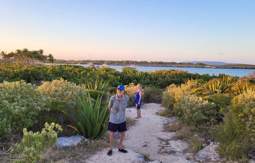Evening stroll on les petites terres.