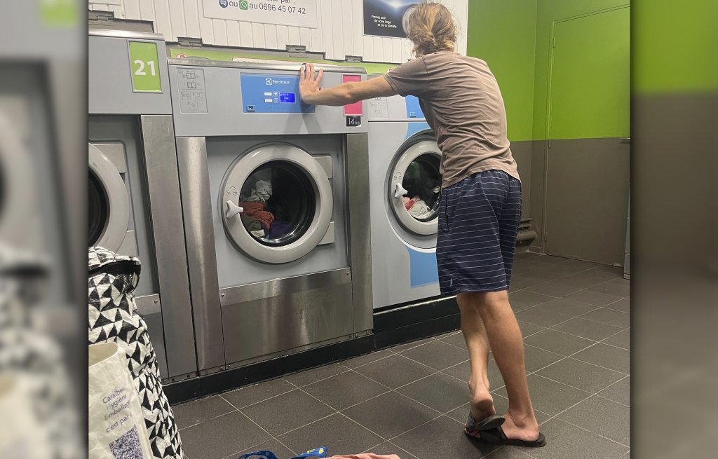 Our laundry trapped inside of the machine even though it's not working....
