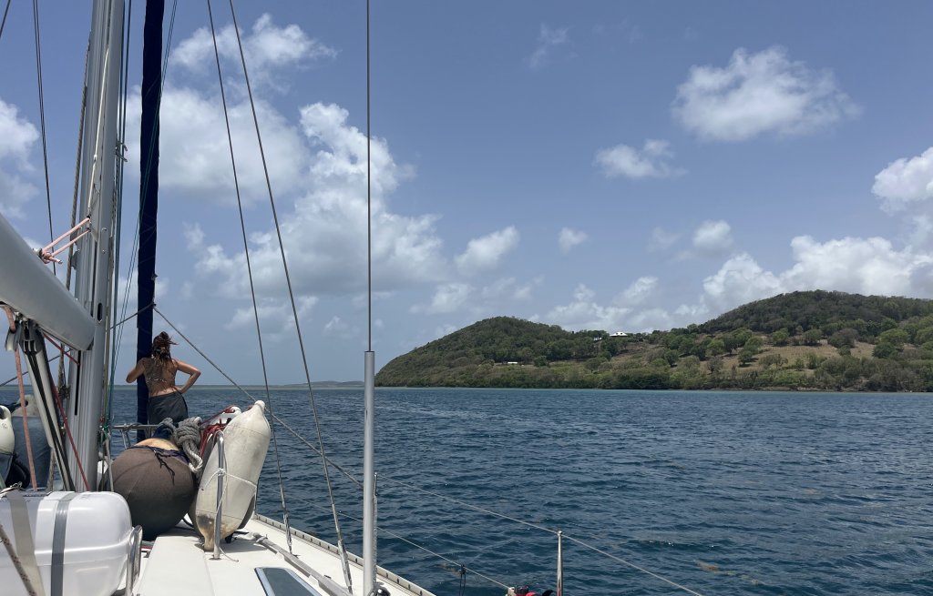 Anchoring with direct view on the Atlantic!