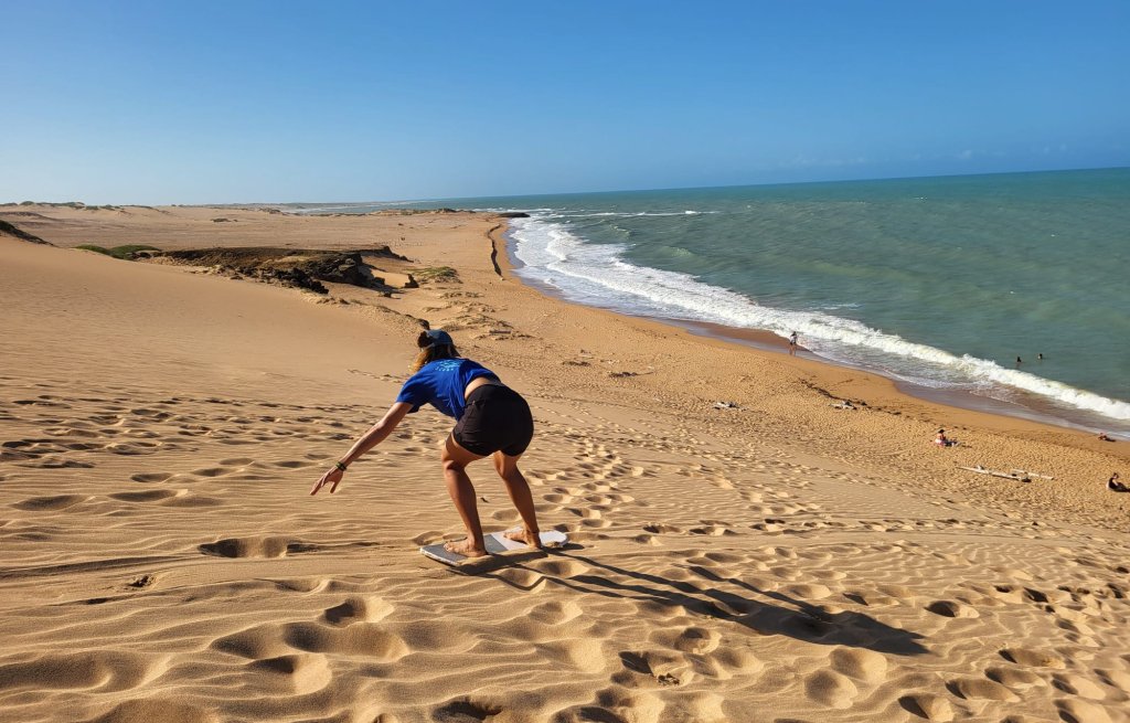 Mogli sandboarding!