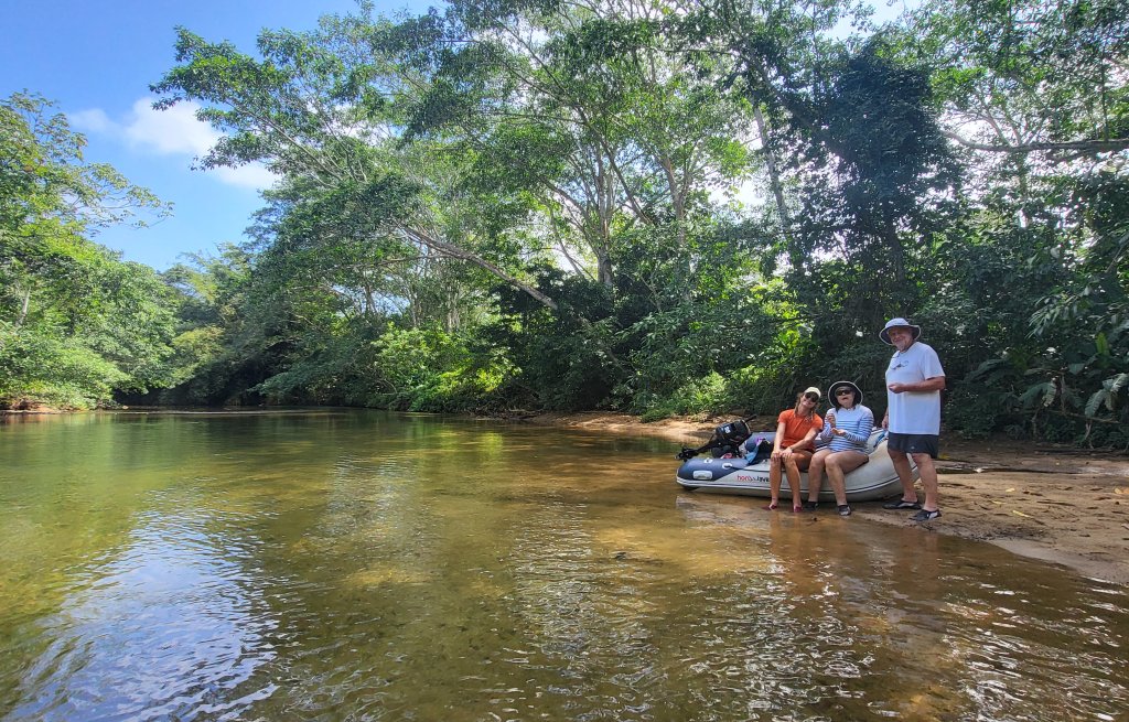 Again in the Rio Diablo, without crocs this time.